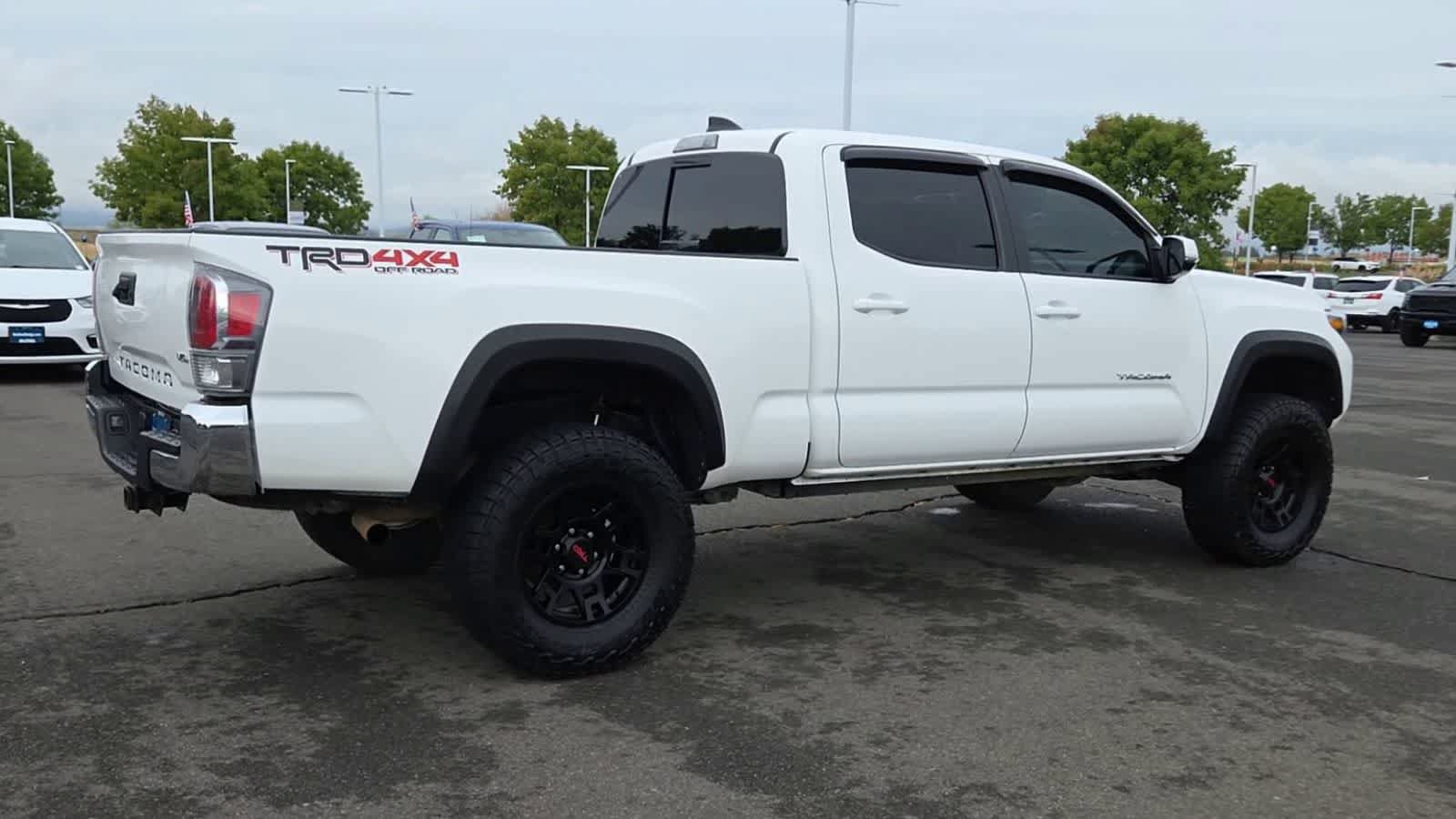 Used 2023 Toyota Tacoma TRD Off-Road AWD/4WD image 8