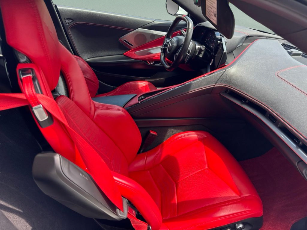 Used 2022 Chevrolet Corvette Stingray Preferred Cpe w/ Engine Appearance Package RWD image 25