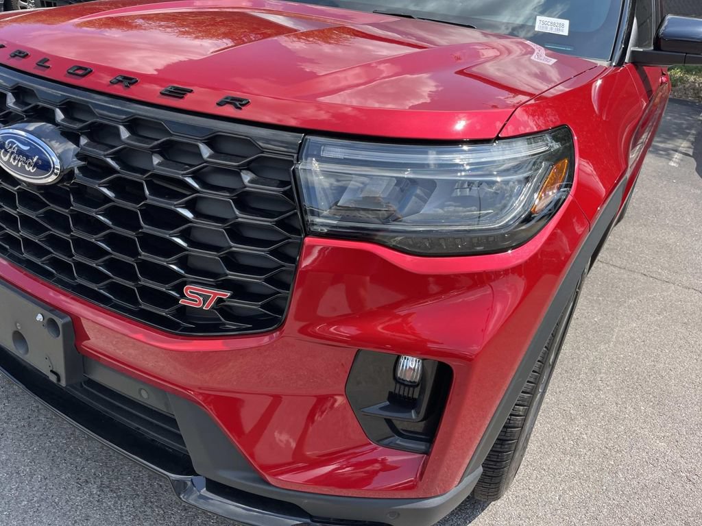 Used 2025 Ford Explorer ST w/ Sun And Sound Package AWD/4WD image 11
