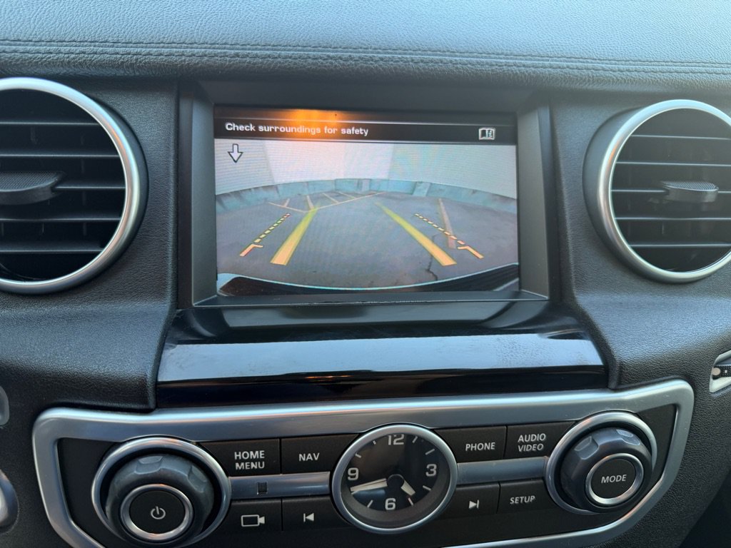 Used 2016 Land Rover LR4 HSE AWD/4WD image 14