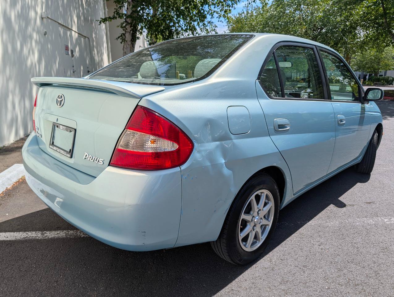 Used 2001 Toyota Prius FWD image 7