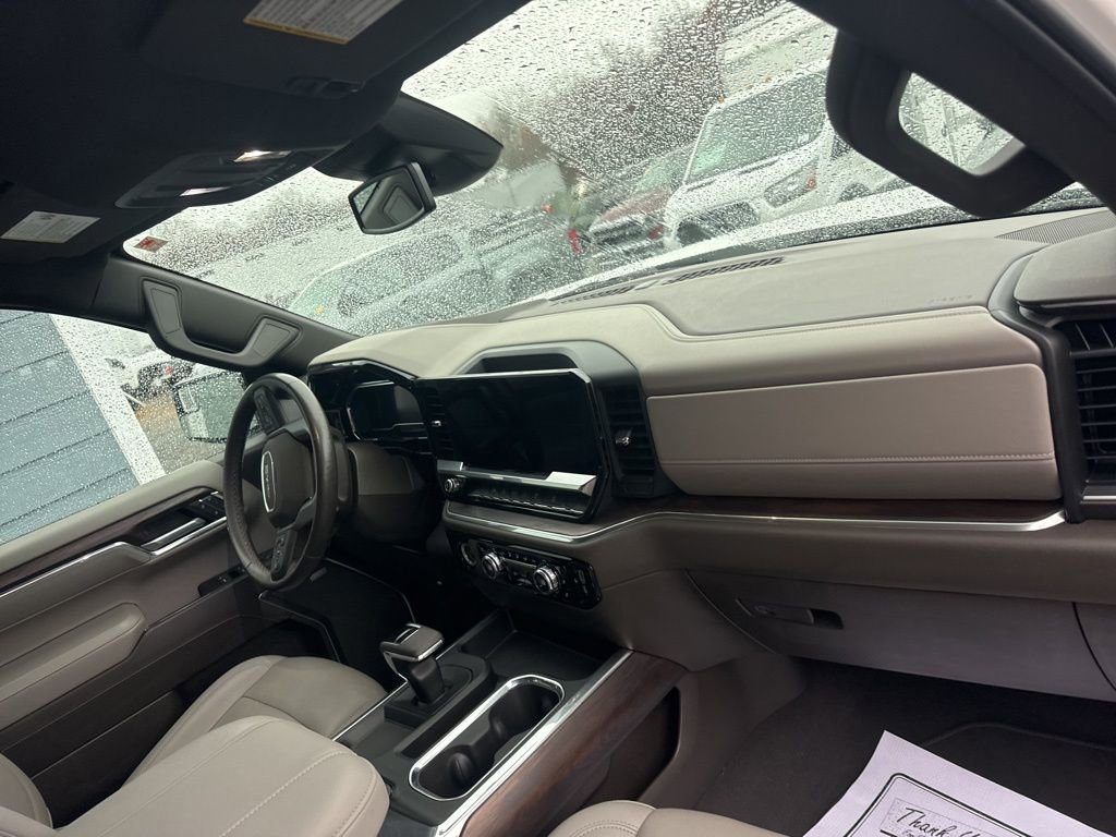 Used 2023 GMC Sierra 1500 SLT w/ SLT Premium Package image 13