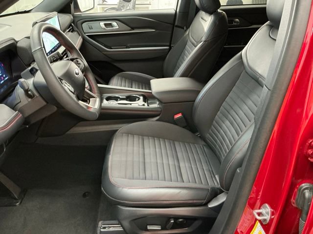 Used 2025 Ford Explorer ST-Line image 14