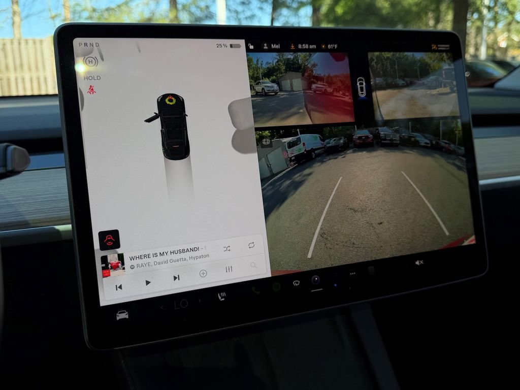 Used 2023 Tesla Model Y Long Range AWD/4WD image 22