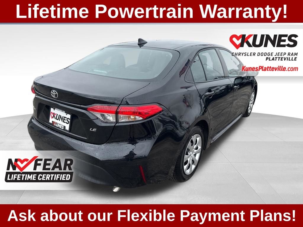 Used 2025 Toyota Corolla LE FWD image 3