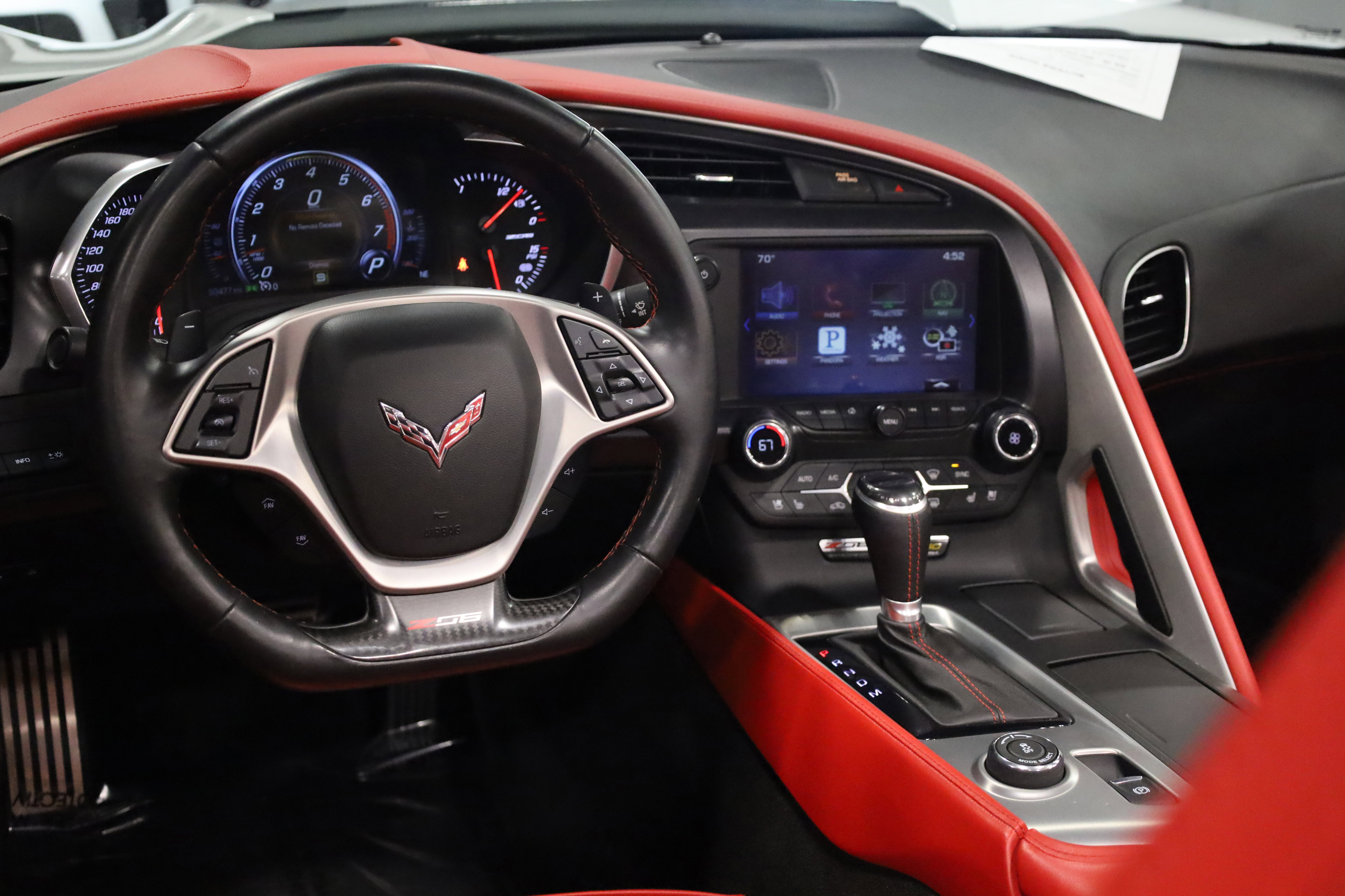 Used 2016 Chevrolet Corvette Z06 w/ 2LZ Preferred Equipment Group image 32