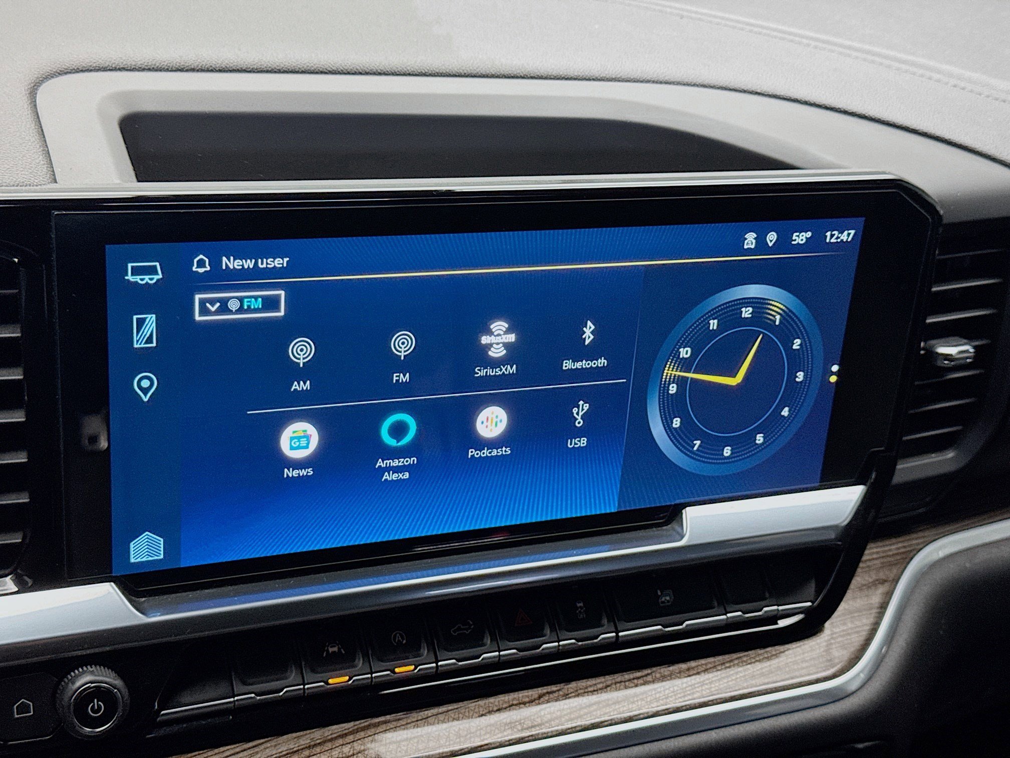 Used 2022 Chevrolet Silverado 1500 LT image 11