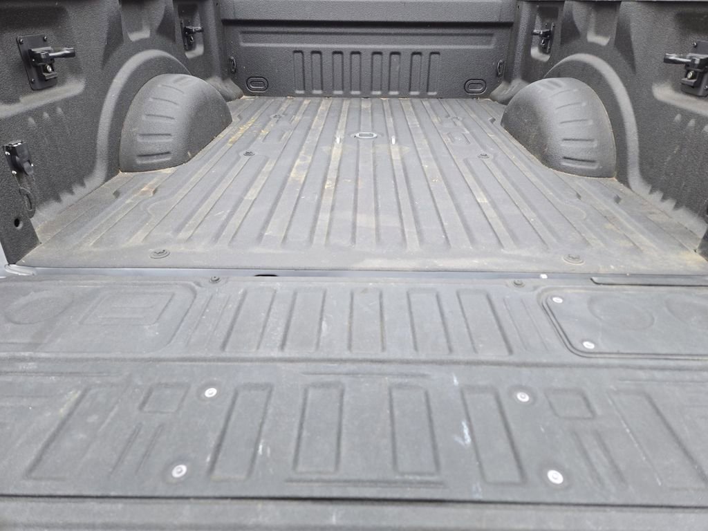 Used 2023 Ford F250 Lariat w/ Lariat Ultimate Package AWD/4WD image 27