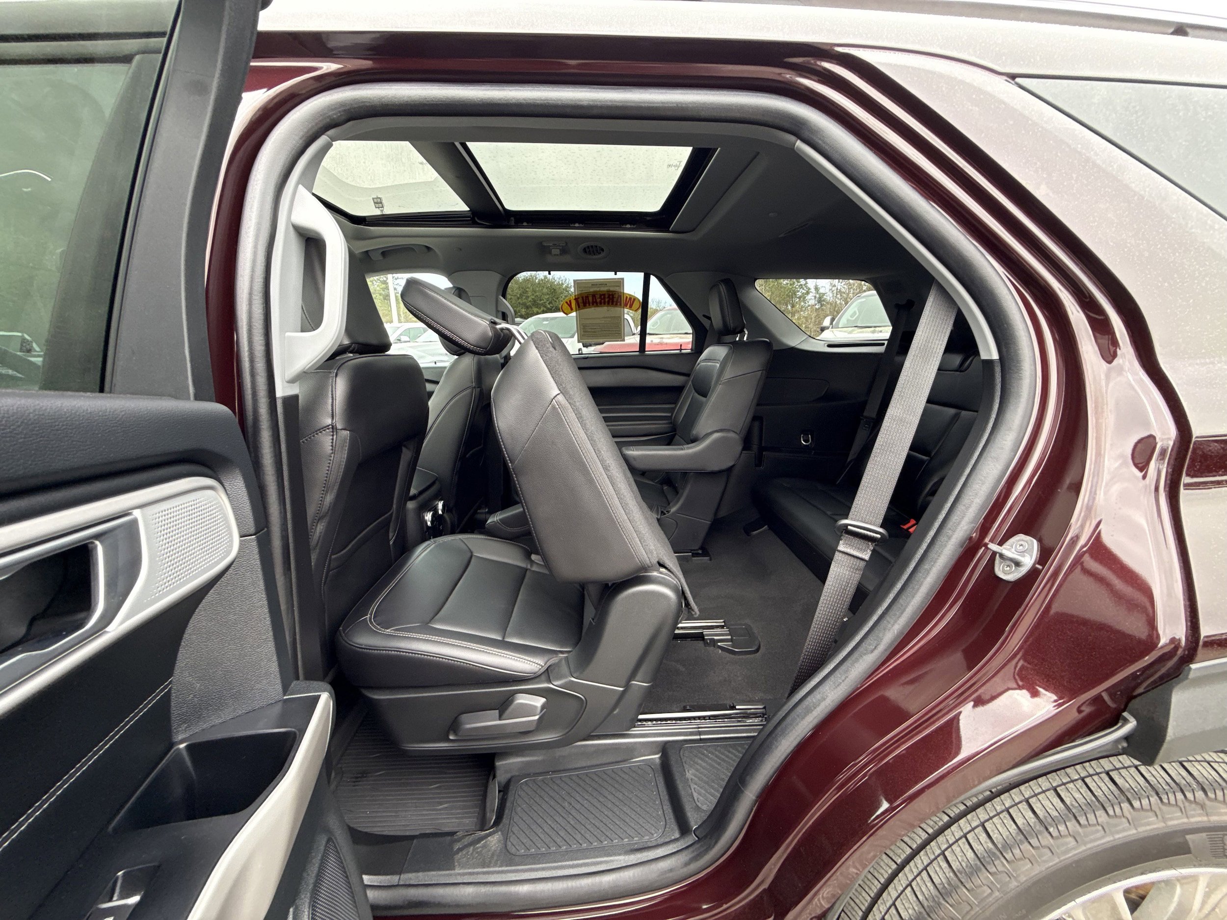 Used 2023 Ford Explorer Limited w/ Hybrid Equipment Group 310A AWD/4WD image 25
