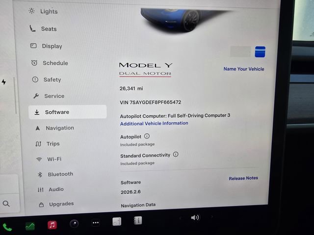 Used 2023 Tesla Model Y Performance image 2