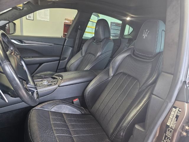 Used 2020 Maserati Levante S GranSport image 8