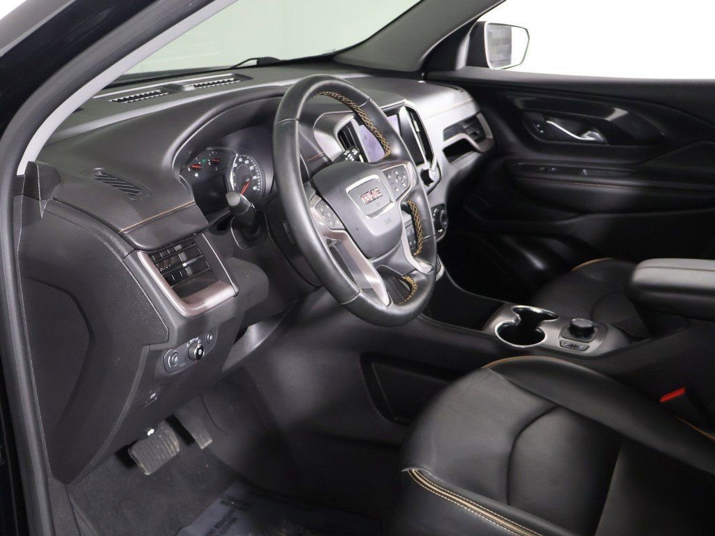 Used 2024 GMC Terrain AT4 w/ Infotainment Package II image 27