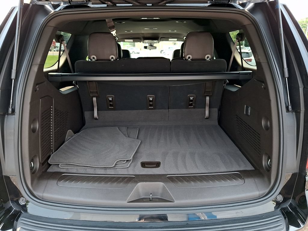 Used 2021 Chevrolet Suburban LS AWD/4WD image 29