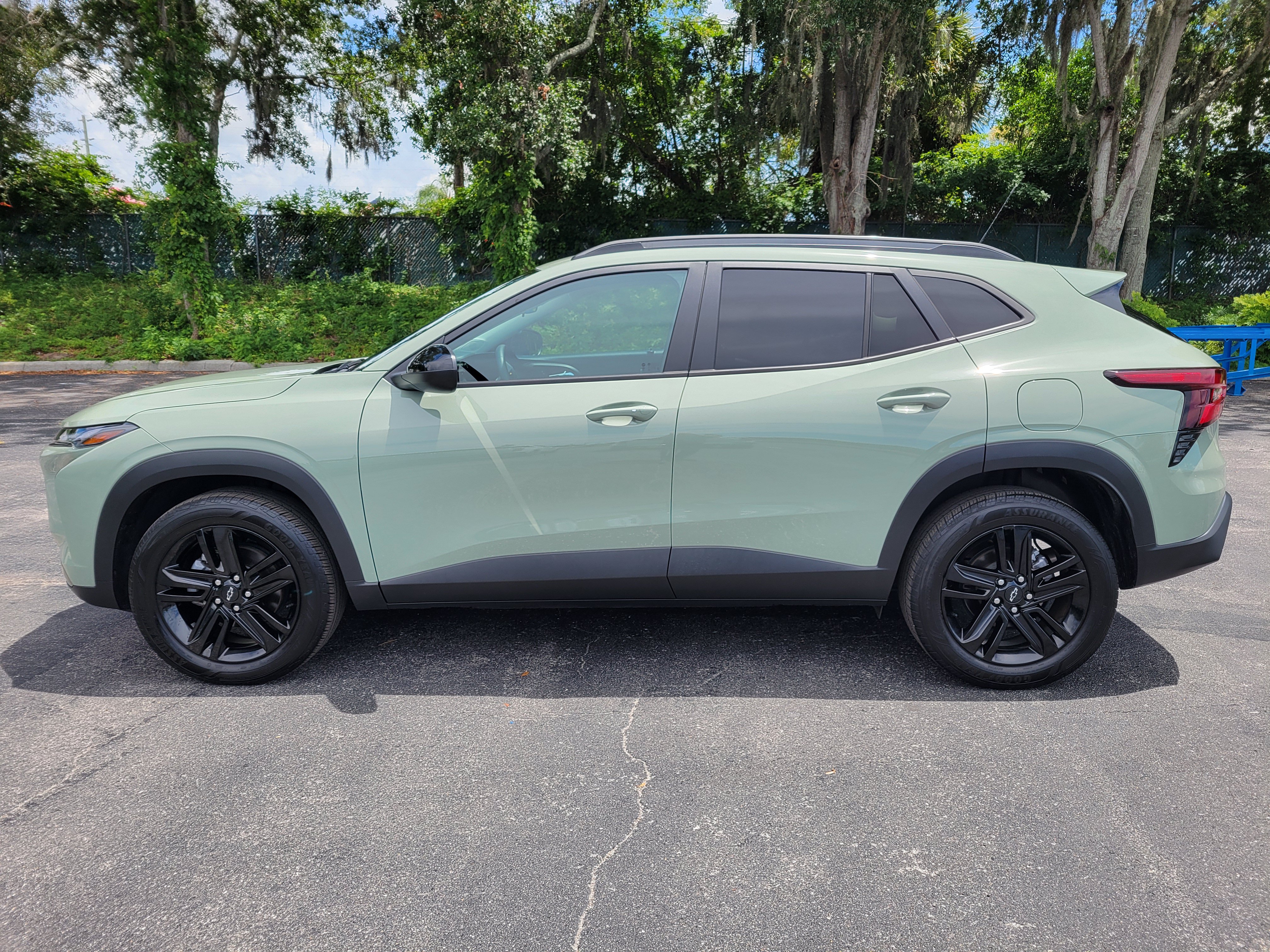 Certified 2025 Chevrolet Trax ACTIV w/ Driver Confidence Package FWD image 9