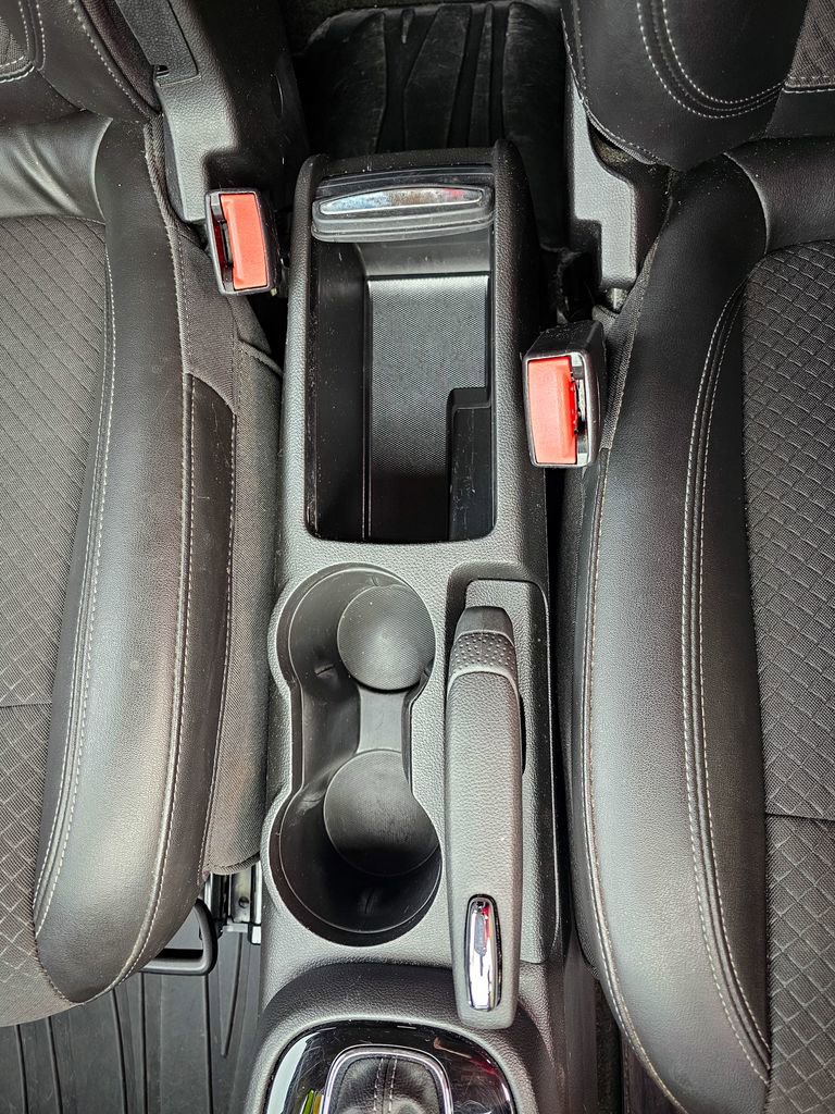 Used 2018 Buick Encore Preferred image 27