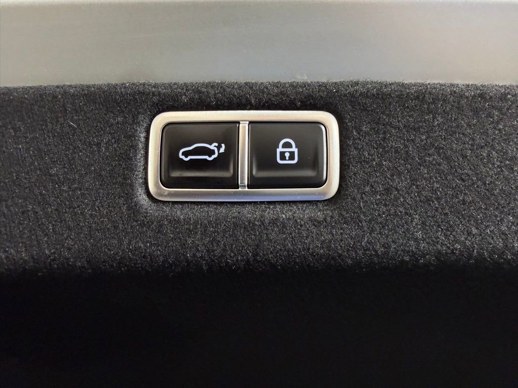 Used 2025 Hyundai Sonata Limited image 29