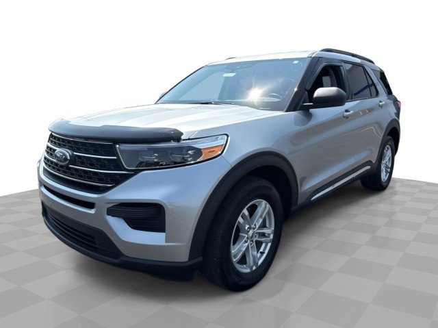 Used 2022 Ford Explorer XLT image 1