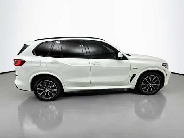 Used 2022 BMW X5 xDrive45e w/ M Sport Package AWD/4WD image 8