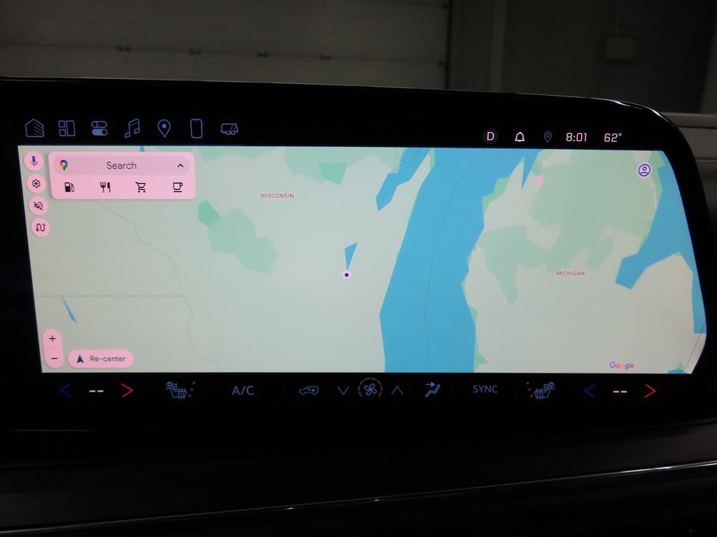 Used 2025 Chevrolet Suburban Z71 image 15