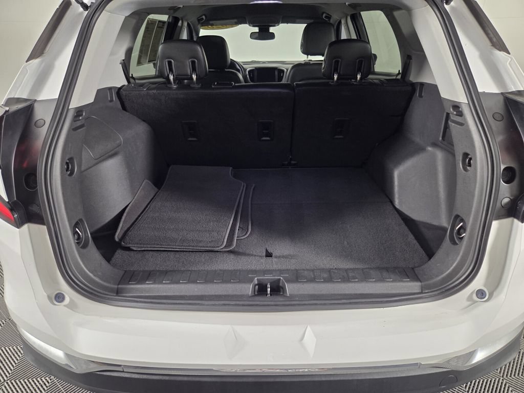 Used 2020 GMC Terrain SLT FWD image 27