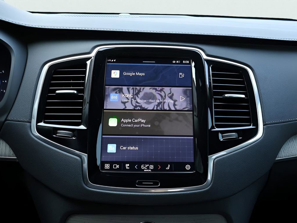 Used 2025 Volvo XC90 B6 Ultra w/ Protection Package Premier image 25