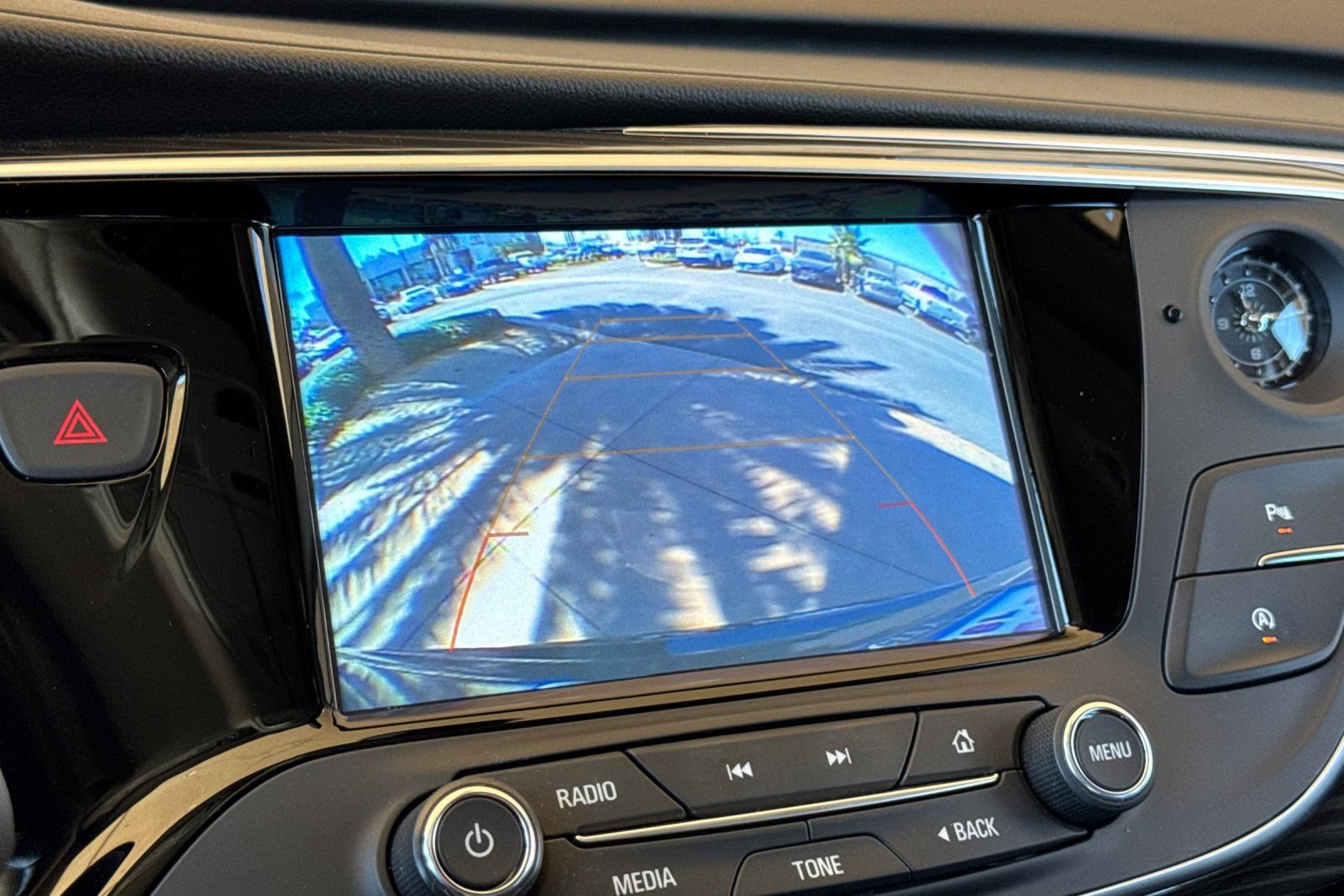 Certified 2020 Buick Envision Essence w/ LPO, Cargo Package FWD image 20
