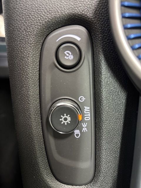 New 2026 Chevrolet Trax LS w/ LS Convenience Package FWD image 27