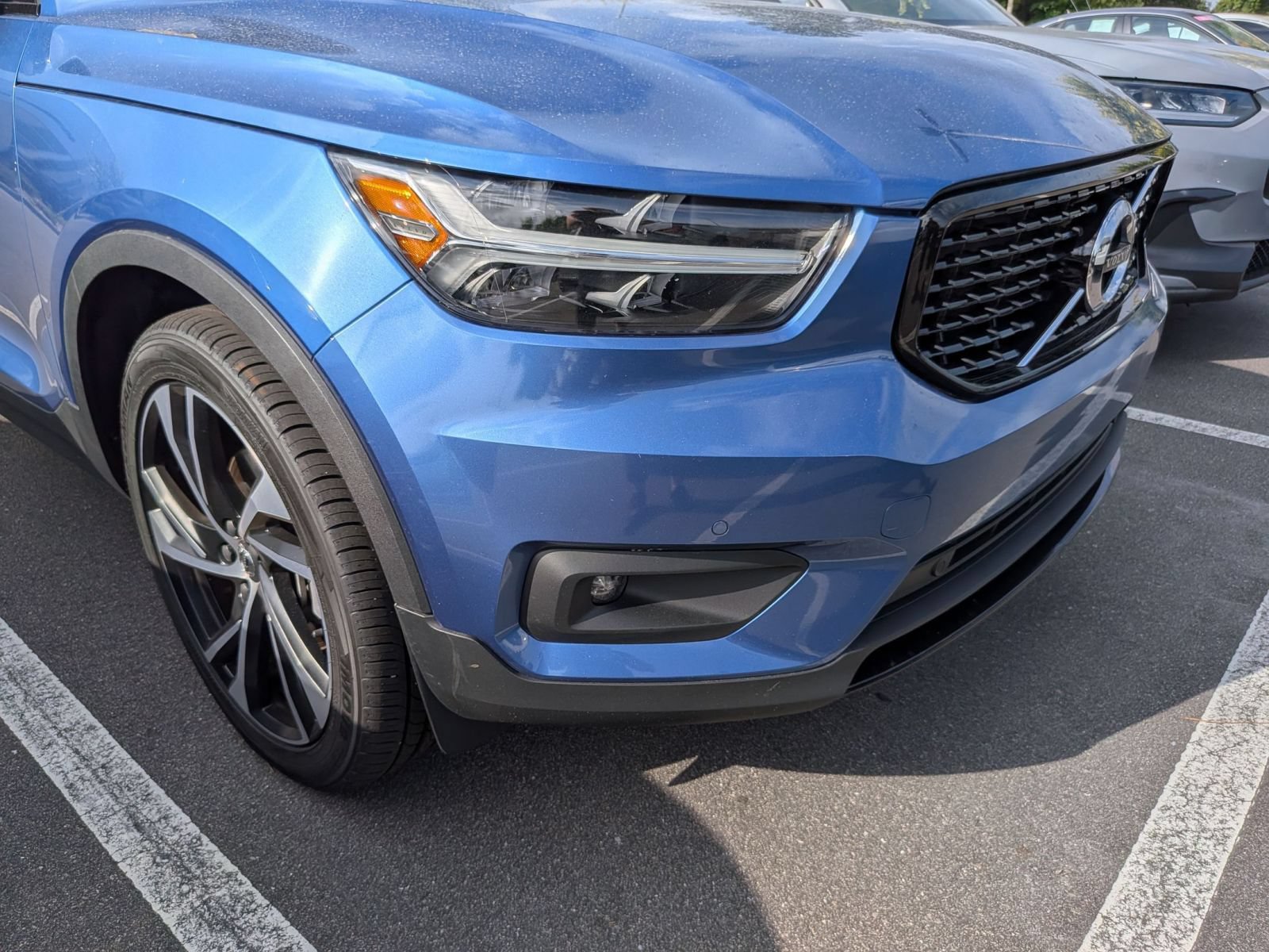 Used 2021 Volvo XC40 T5 R-Design w/ Climate Package AWD/4WD image 10