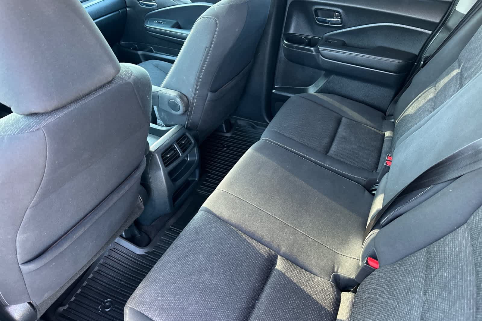 Used 2023 Honda Ridgeline Sport image 12