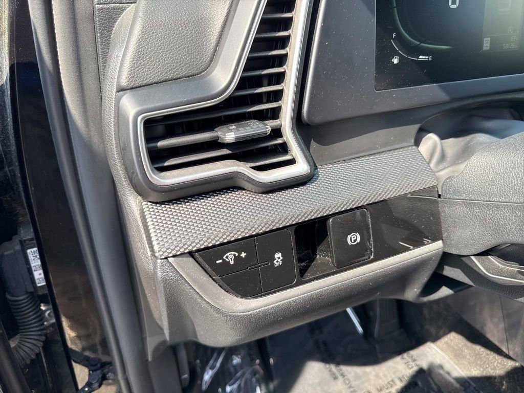 Used 2024 Kia Sportage LX image 22