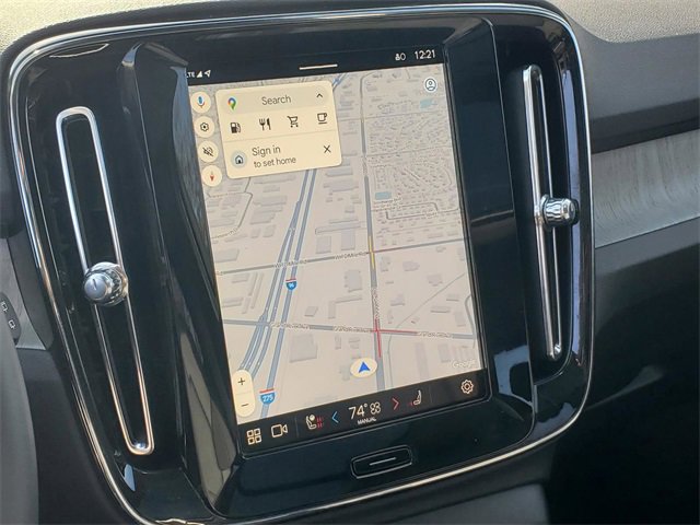 Certified 2025 Volvo XC40 B5 Core w/ Protection Package Premier image 24