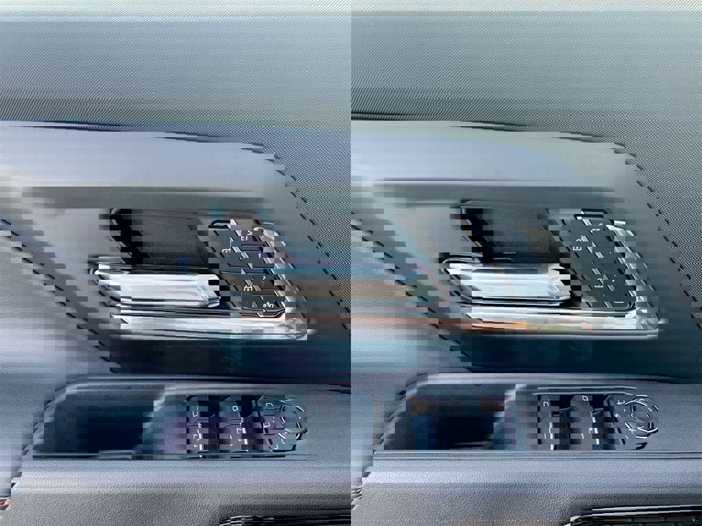 New 2024 Chevrolet Silverado EV RST image 19