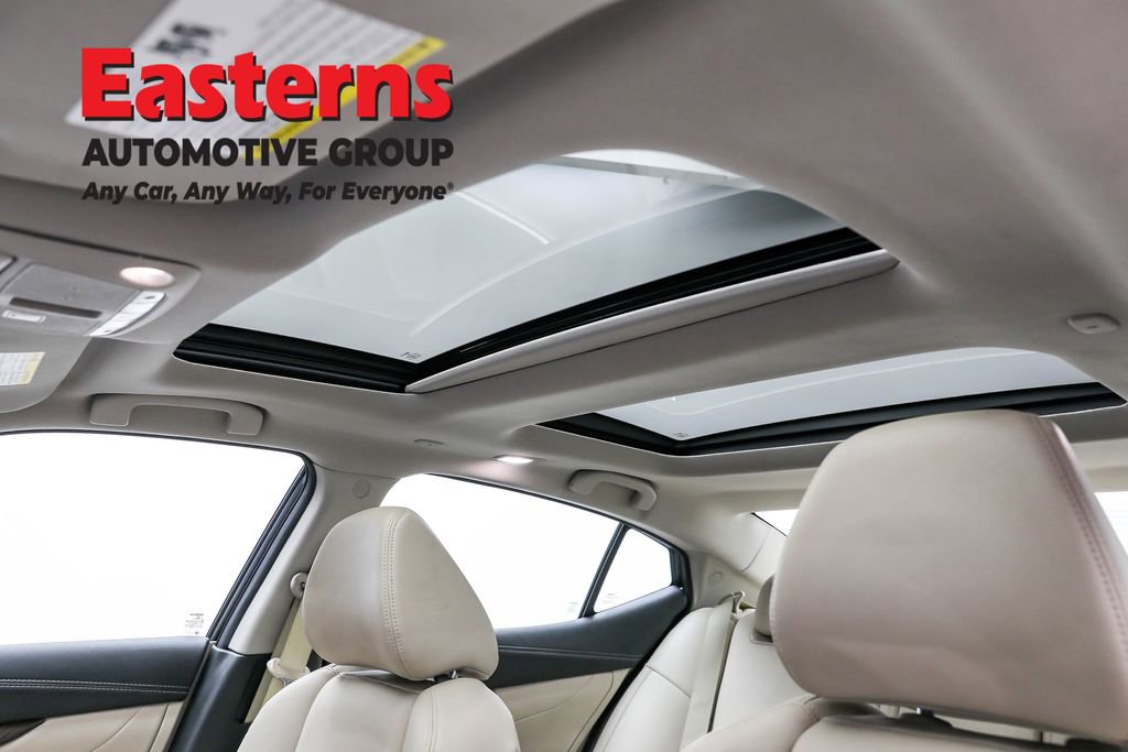 Used 2017 Nissan Maxima Platinum image 34