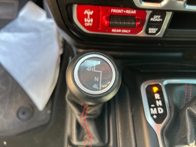 Used 2022 Jeep Gladiator Rubicon w/ Cold Weather Group AWD/4WD image 24