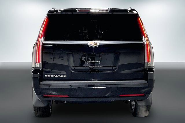 Used 2018 Cadillac Escalade Luxury image 7