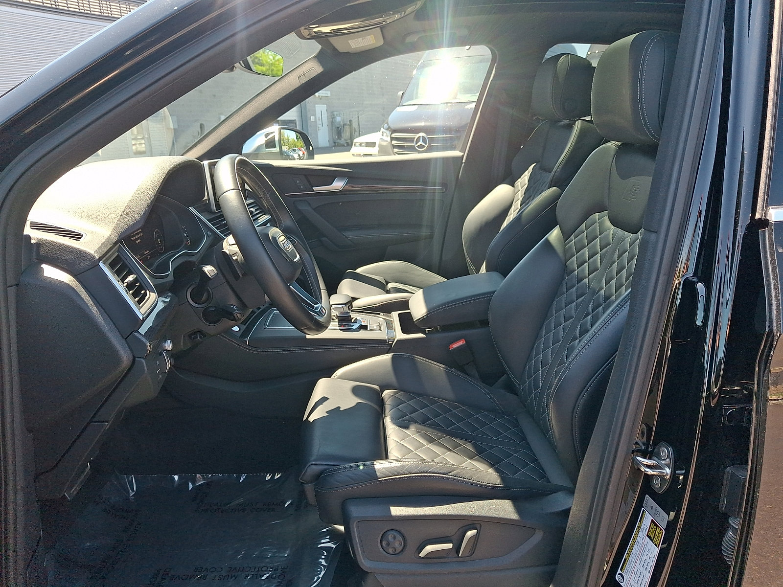 Used 2019 Audi SQ5 Prestige w/ Prestige Package AWD/4WD image 13