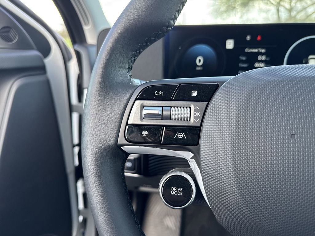 Used 2025 Hyundai Ioniq 5 SEL image 17