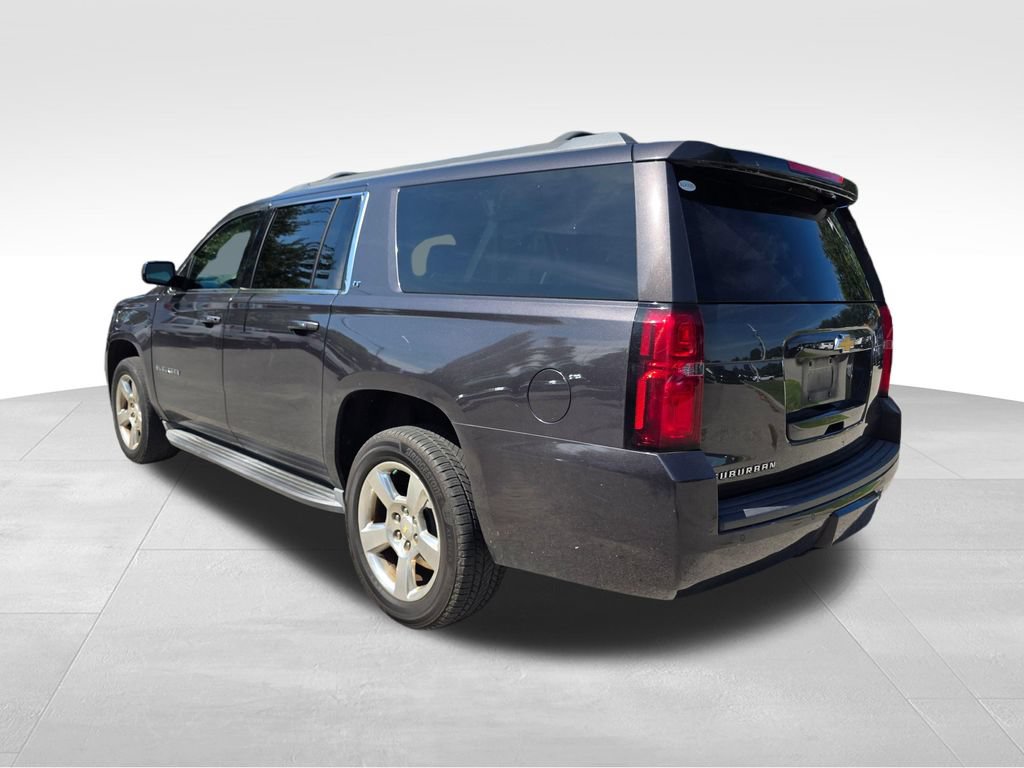 Used 2015 Chevrolet Suburban LT RWD image 5