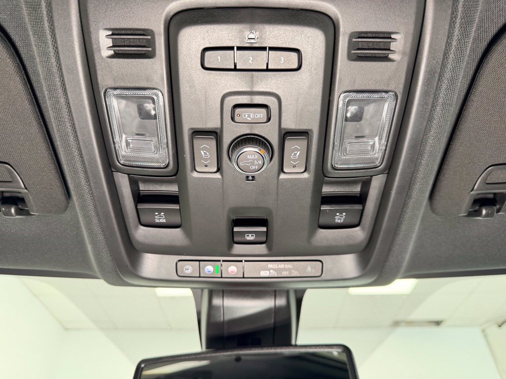 Used 2022 Chevrolet Tahoe LT w/ LT Signature Plus Package AWD/4WD image 13