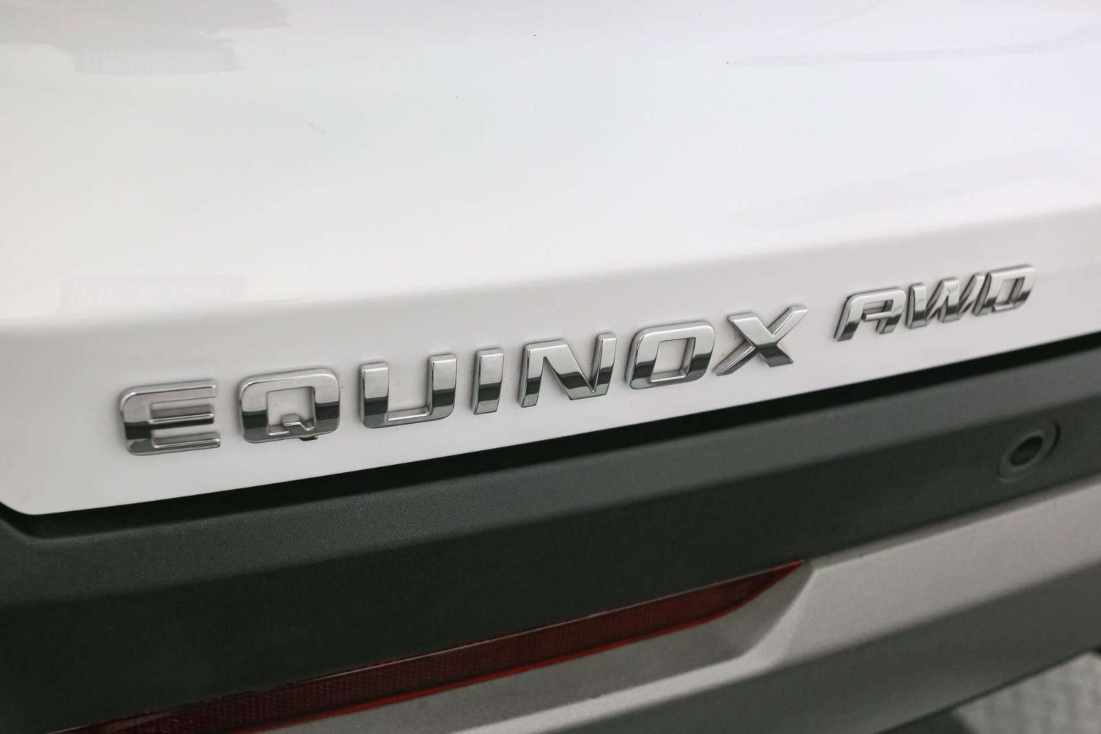 Used 2025 Chevrolet Equinox LT w/ Convenience Package II image 12