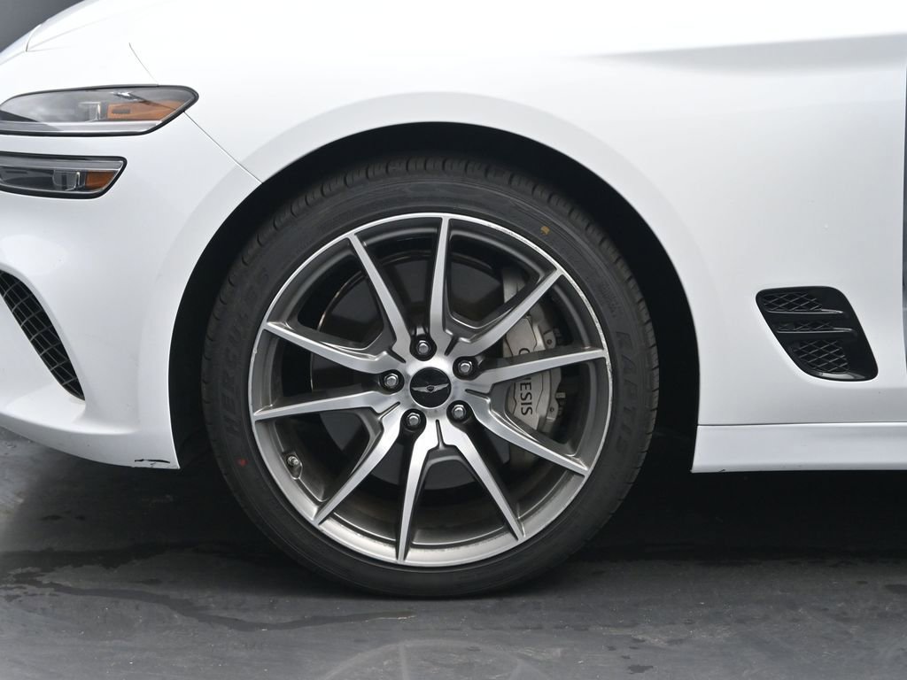 Used 2024 Genesis G70 2.5T image 35