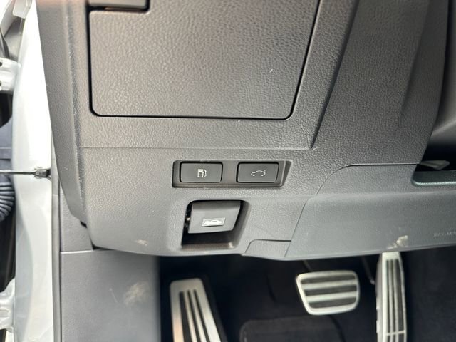 Used 2021 Lexus ES 350 F Sport w/ Accessory Package image 21