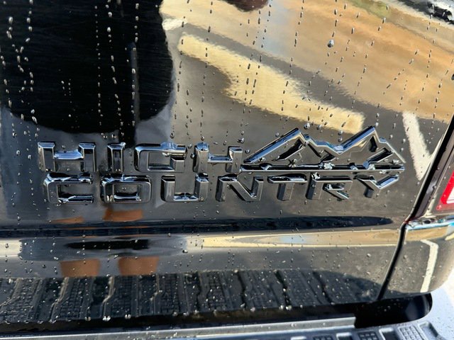 Certified 2024 Chevrolet Silverado 2500 High Country w/ High Country Premium Package image 31