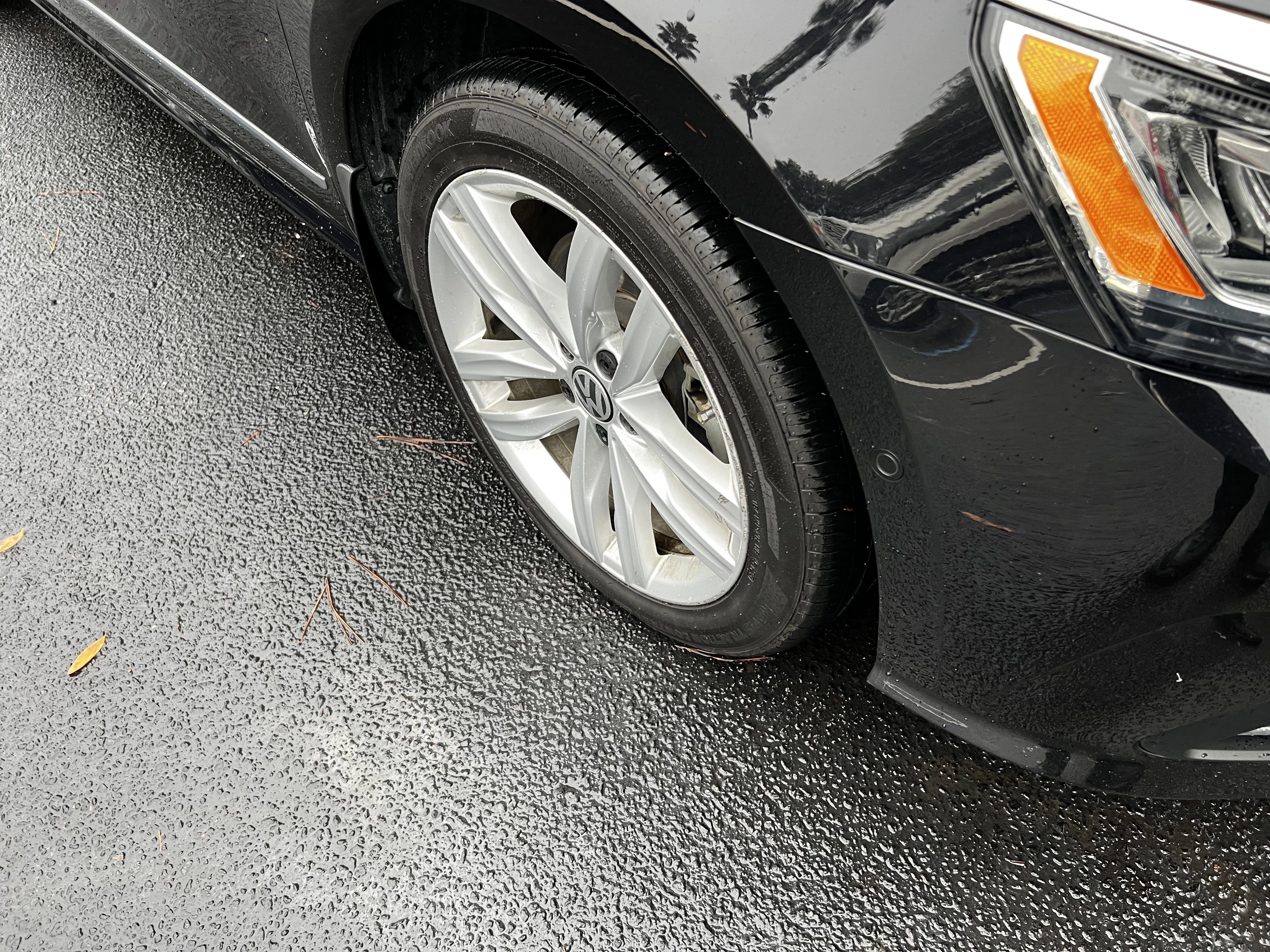 Used 2018 Volkswagen Passat 3.6 SEL Premium image 11