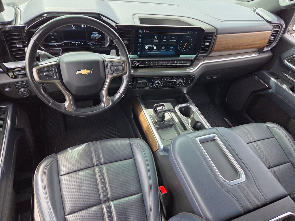 Certified 2022 Chevrolet Silverado 1500 High Country w/ Technology Package image 7