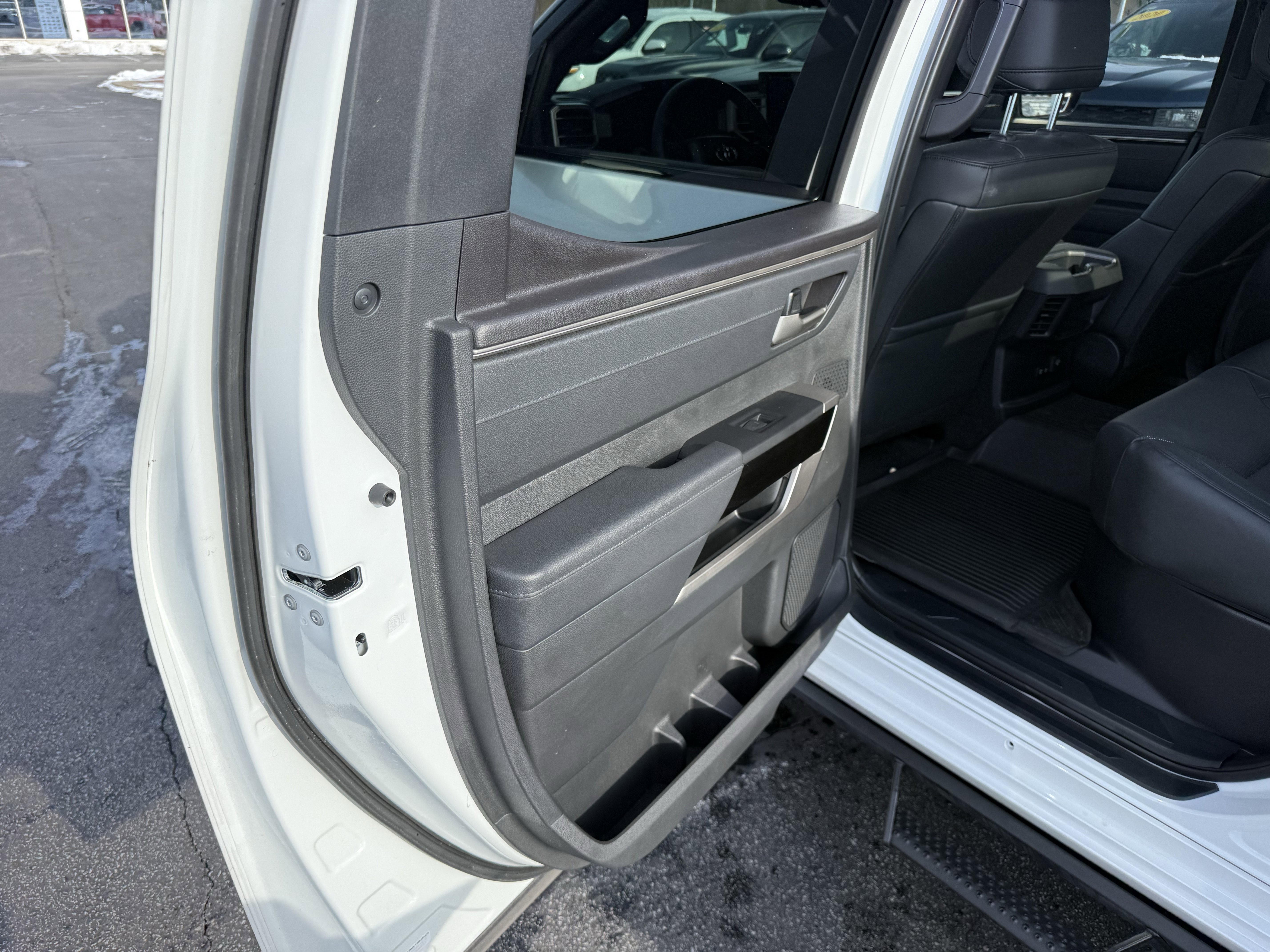 Used 2025 Toyota Tundra Limited image 25