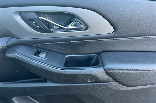 Used 2023 Chevrolet Traverse LT image 22