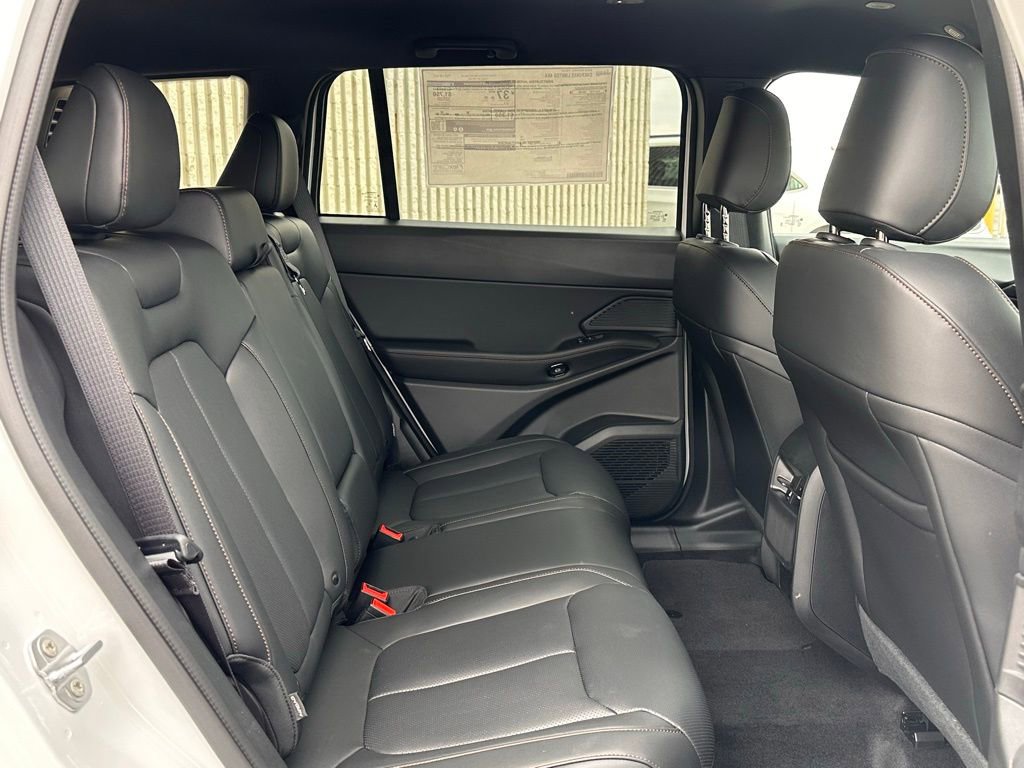 New 2026 Jeep Cherokee Limited image 18