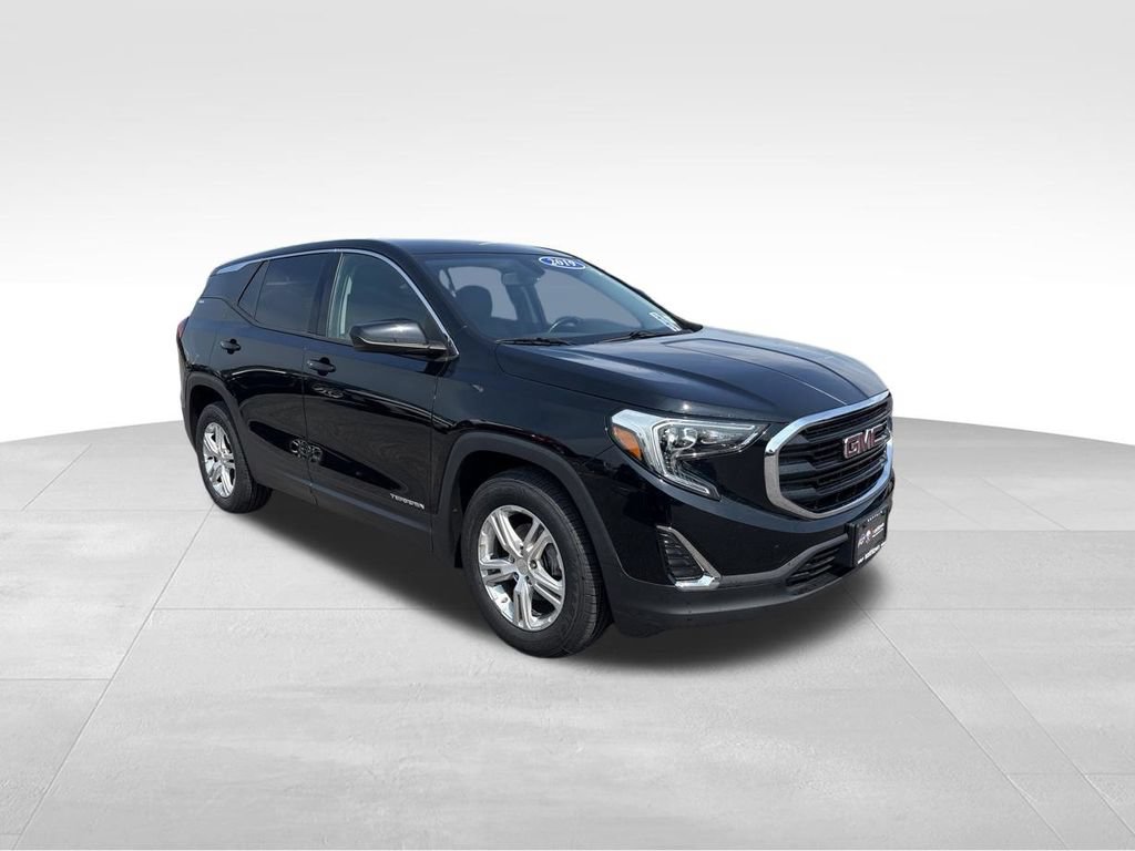 Used 2019 GMC Terrain SLE w/ LPO, Floor Liner Package FWD image 3