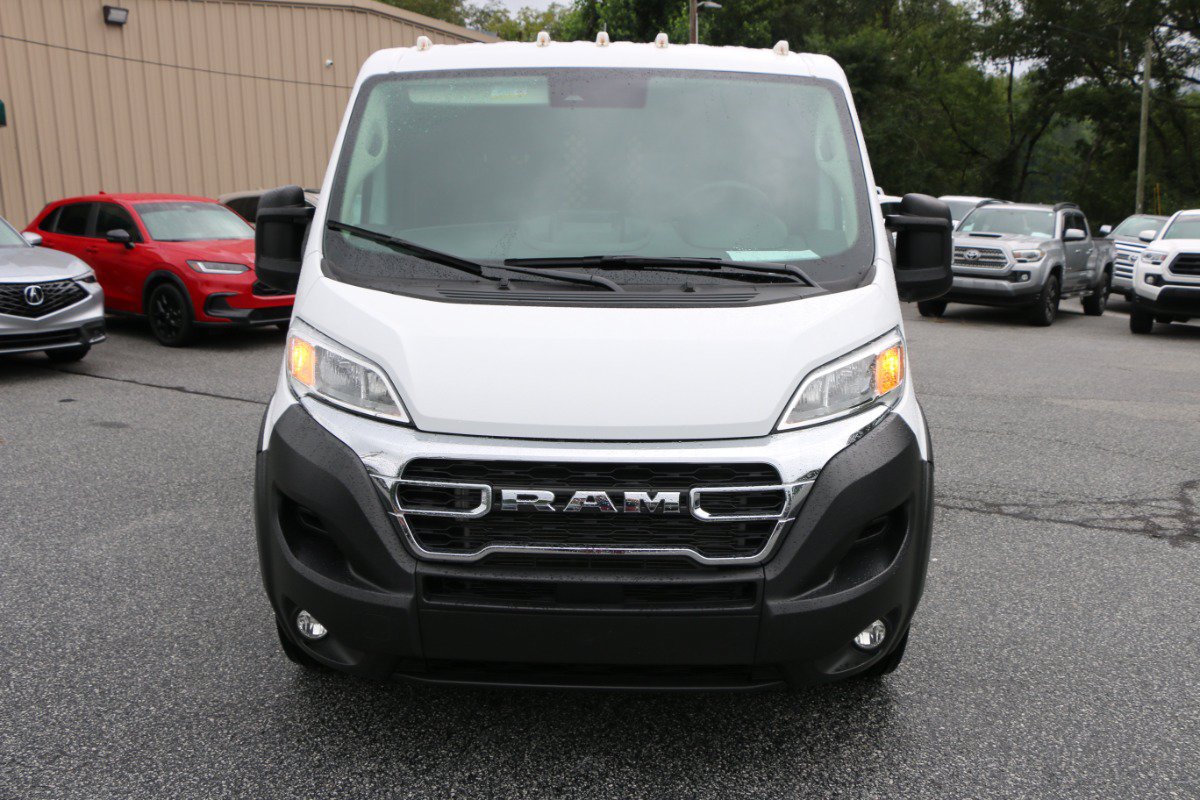 Used 2025 RAM ProMaster 2500 w/ U-Haul Equipment Group FWD image 11